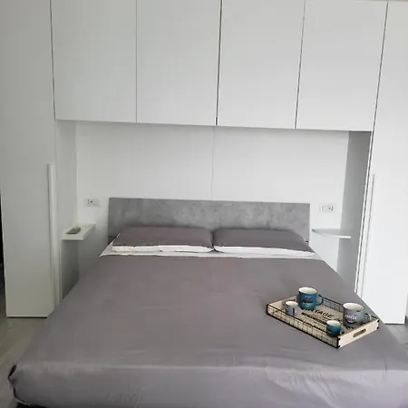 Casa Al Mare 3* バーリ